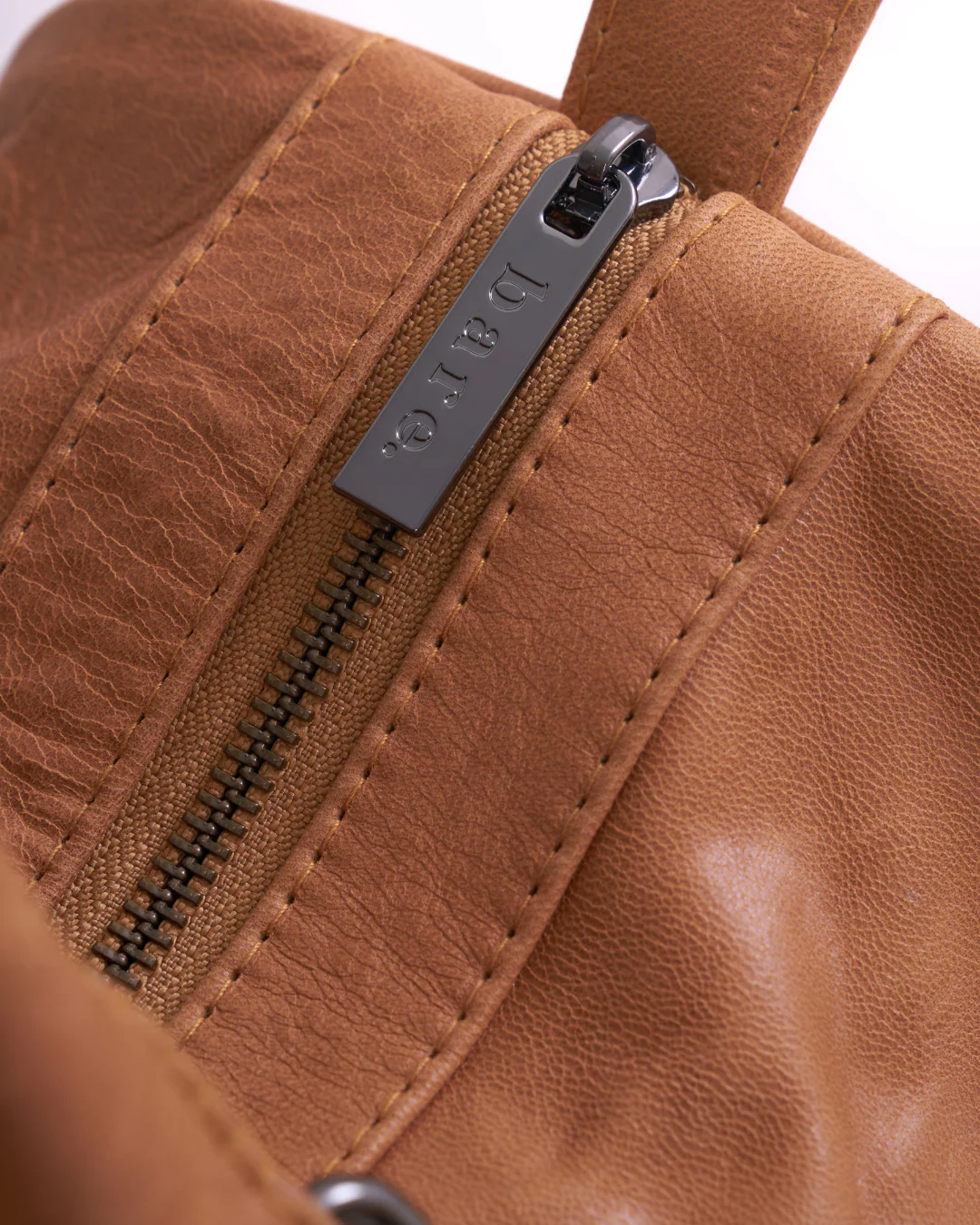 Bare Weekender Bag - Image 10