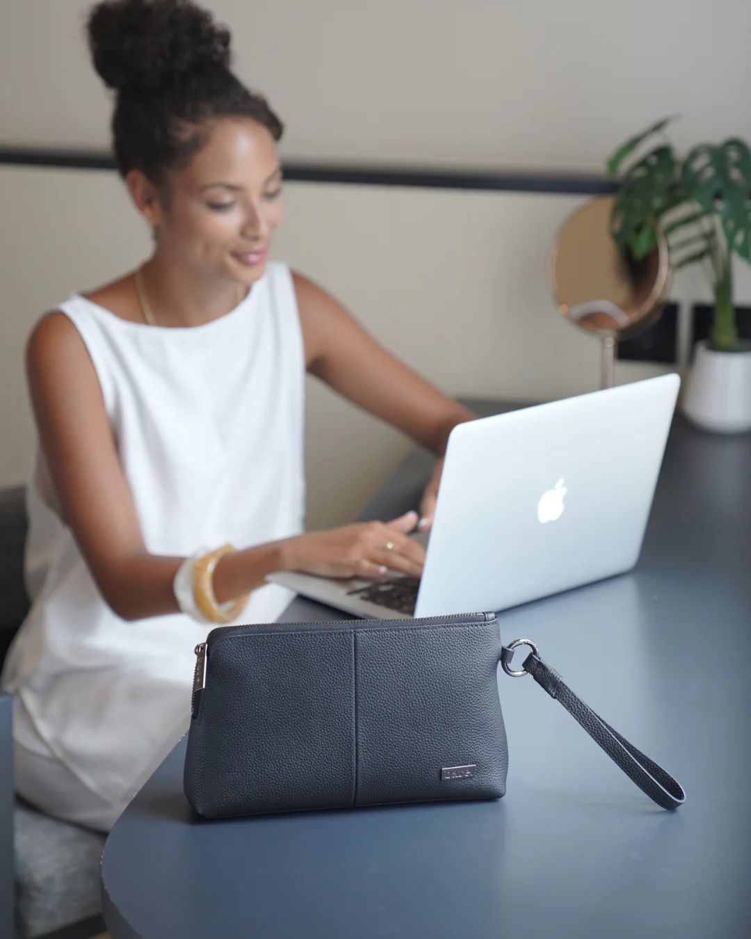 Fifi Clutch - Image 13